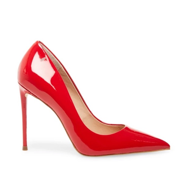 Steve Madden Shoes - Steve Madden red patent high heels